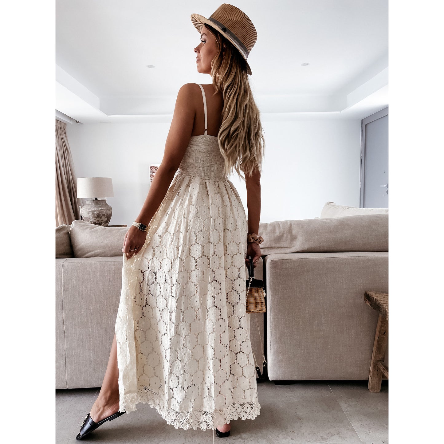 Robe barboteuse en dentelle Elena