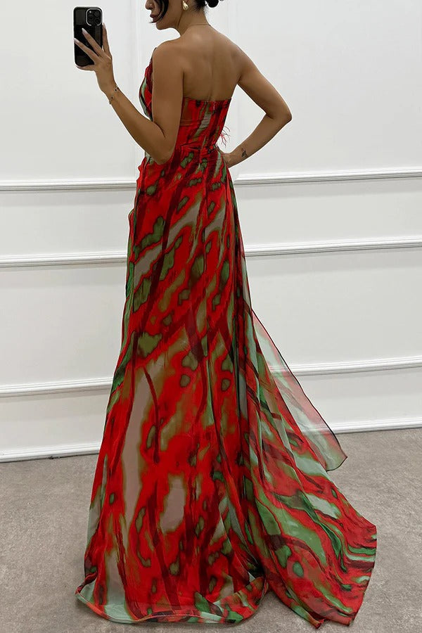 Illyra - Robe longue imprimée fendue à épaules dénudées