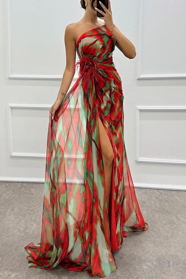 Illyra - Robe longue imprimée fendue à épaules dénudées