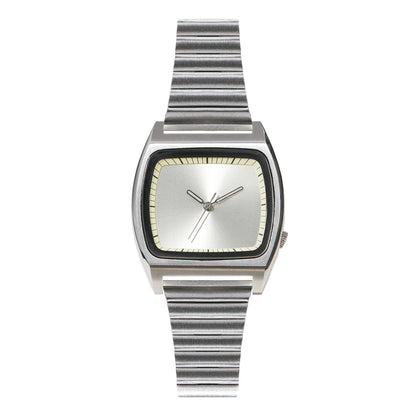 Montre minimaliste de précision
