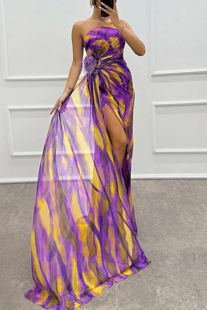 Illyra - Robe longue imprimée fendue à épaules dénudées