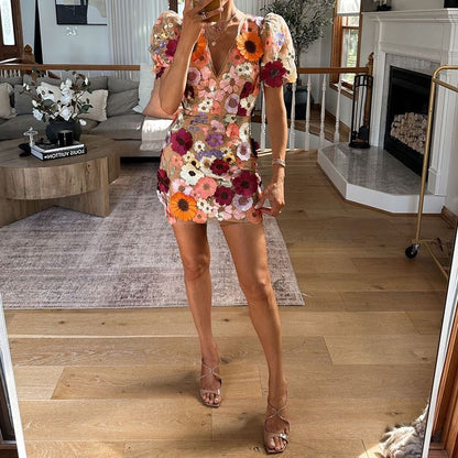 Sue - Mini-robe fleurie à manches bouffantes
